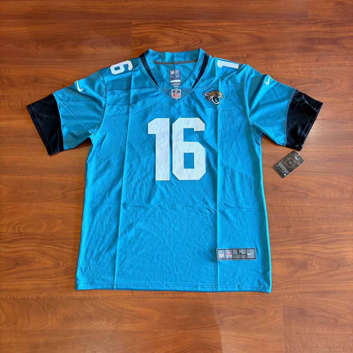 Jacksonville Jaguars - 16 Lawrence