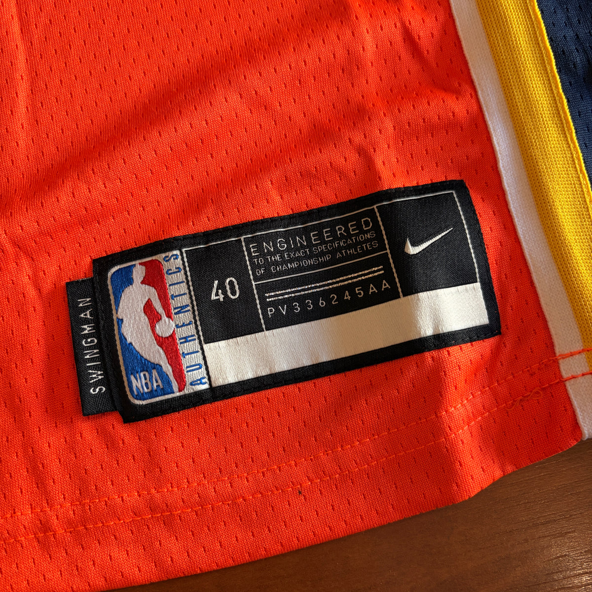 JERSEY  GOLDEN STATE - 30 CURRY LARANJA