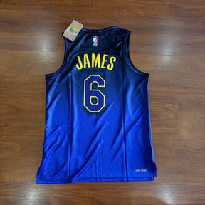 JERSEY LAKERS SHOW - 6 JAMES