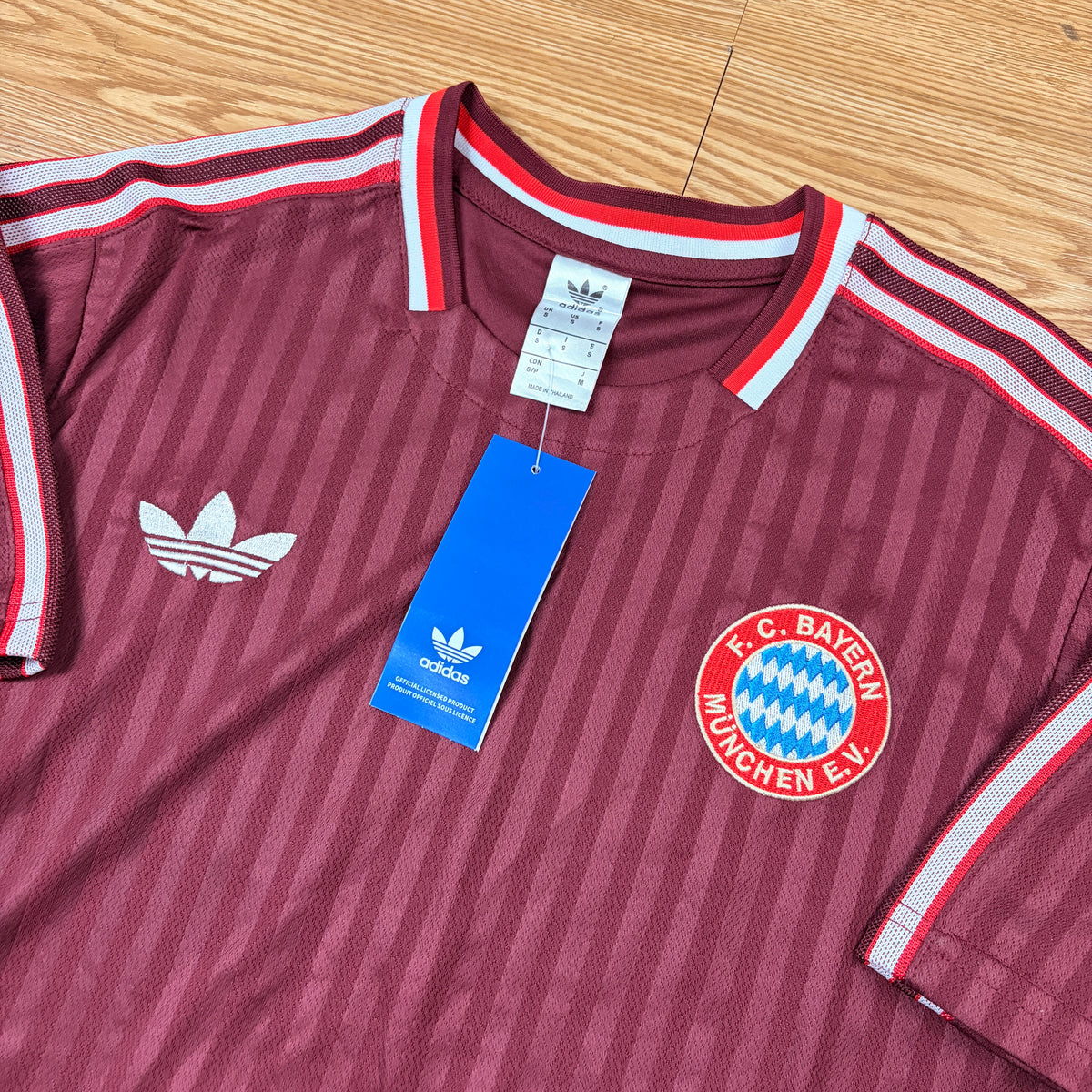 Bayern Müchen originals Conjunto Vinho