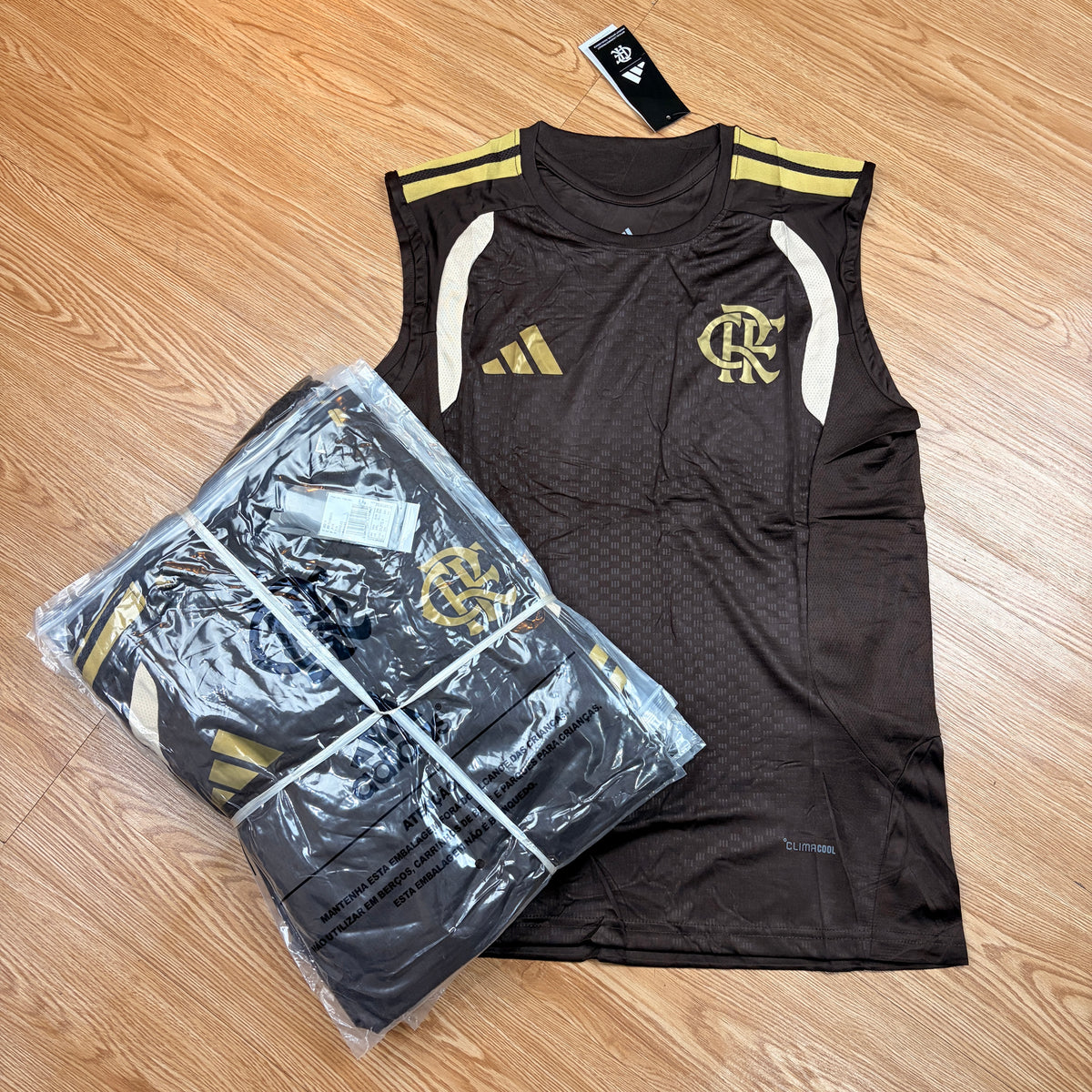 Flamengo Regata 10 Camisas Escura