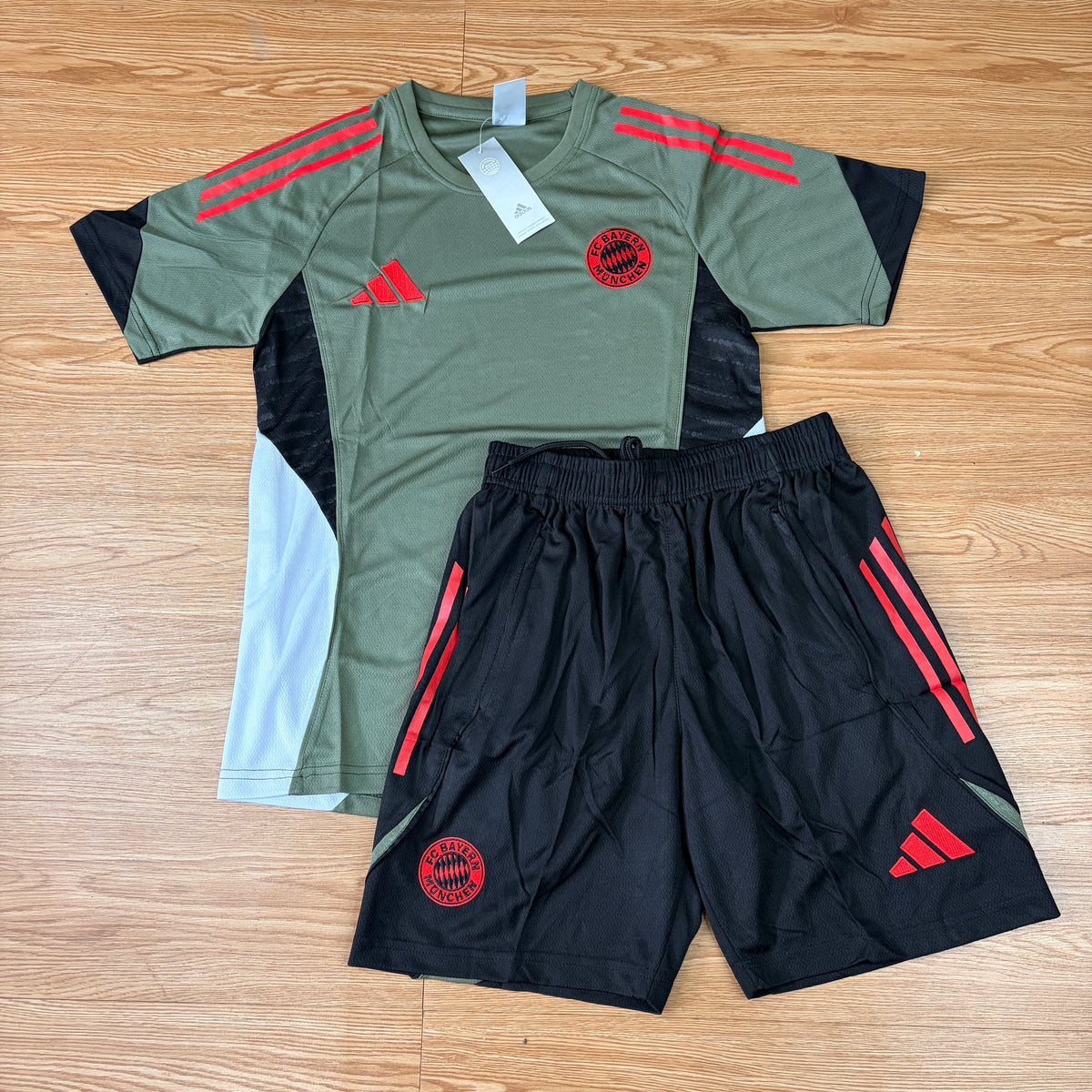 Bayern Conjunto Verde
