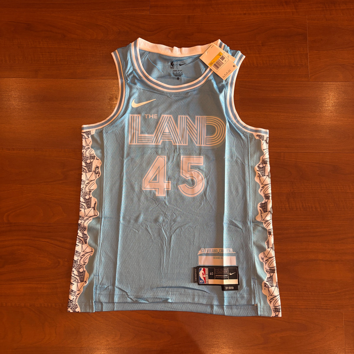 JERSEY CLEVELAND CAVALIERS - 45 MITCHELL